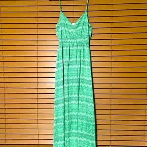 Beautiful green patterned maxi dress